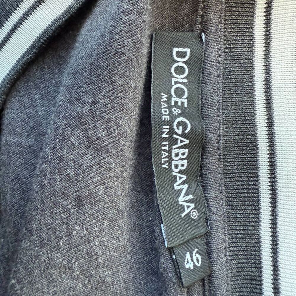 Dolce & Gabbana Logo Print T-Shirt in Grey Cotton - Picture 4 of 5